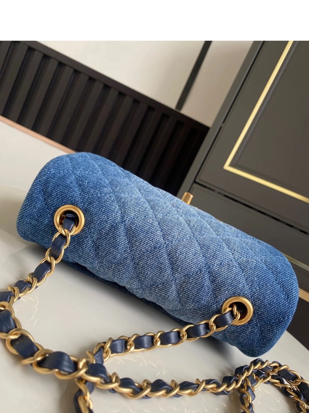 CHANEL Denim Quilted Shoulder Bag in Blue with Gold Hardware - Picture 9 of 13